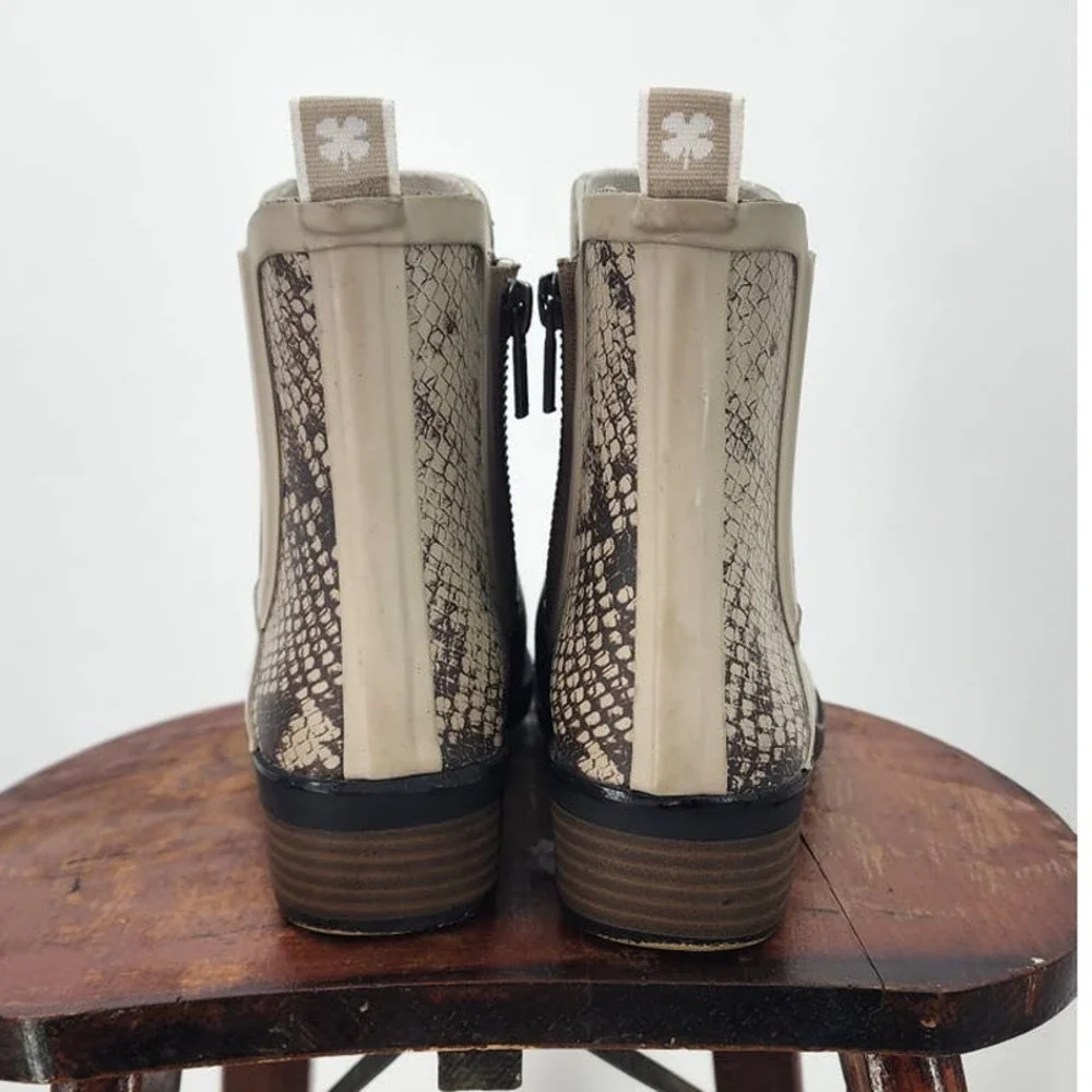 Lucky Brand‎ Snakeskin Waterproof Ankle Rain Booties Size 8